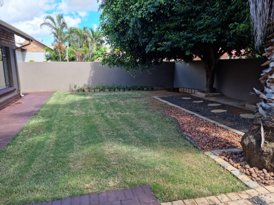 3 Bedroom Property for Sale in Waterval East North West